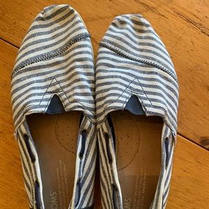 TOMS Women’s Shoes
